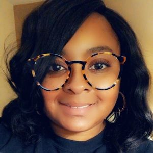 Meet your Posher, Tanisha